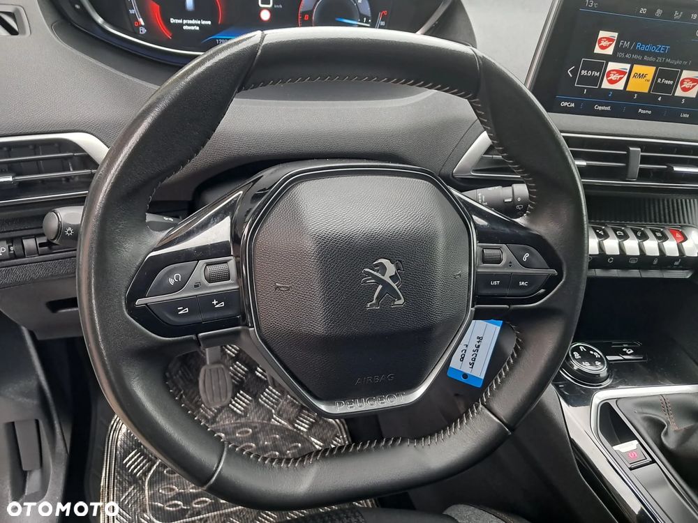 Peugeot 3008 - 16
