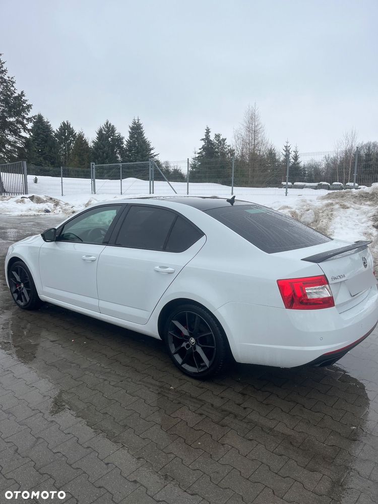 Skoda Octavia 2.0 TSI RS - 3