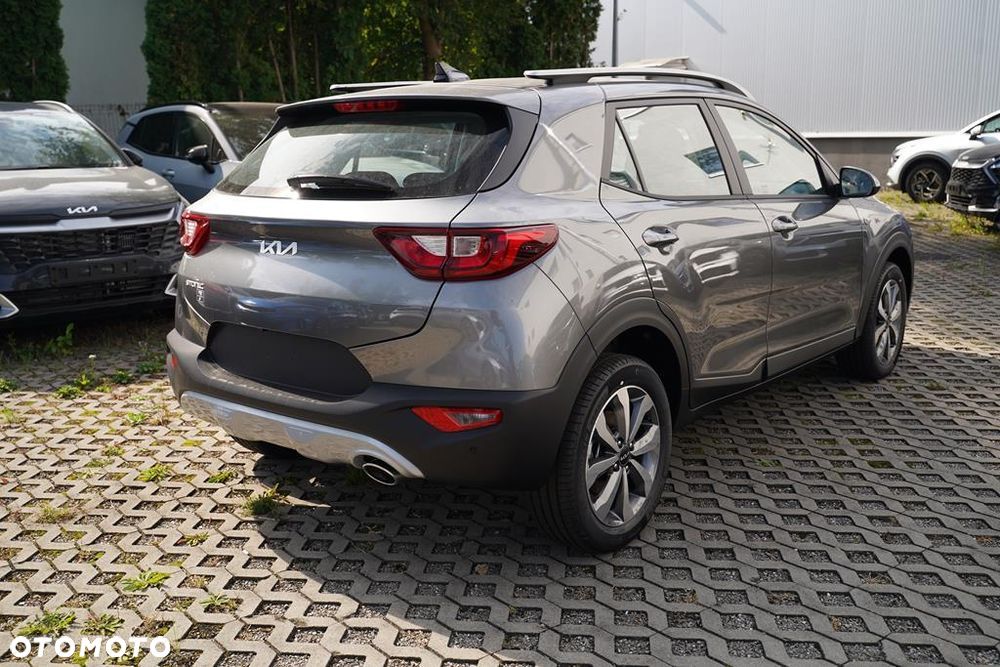 Kia Stonic 1.0 T-GDI M DCT - 4