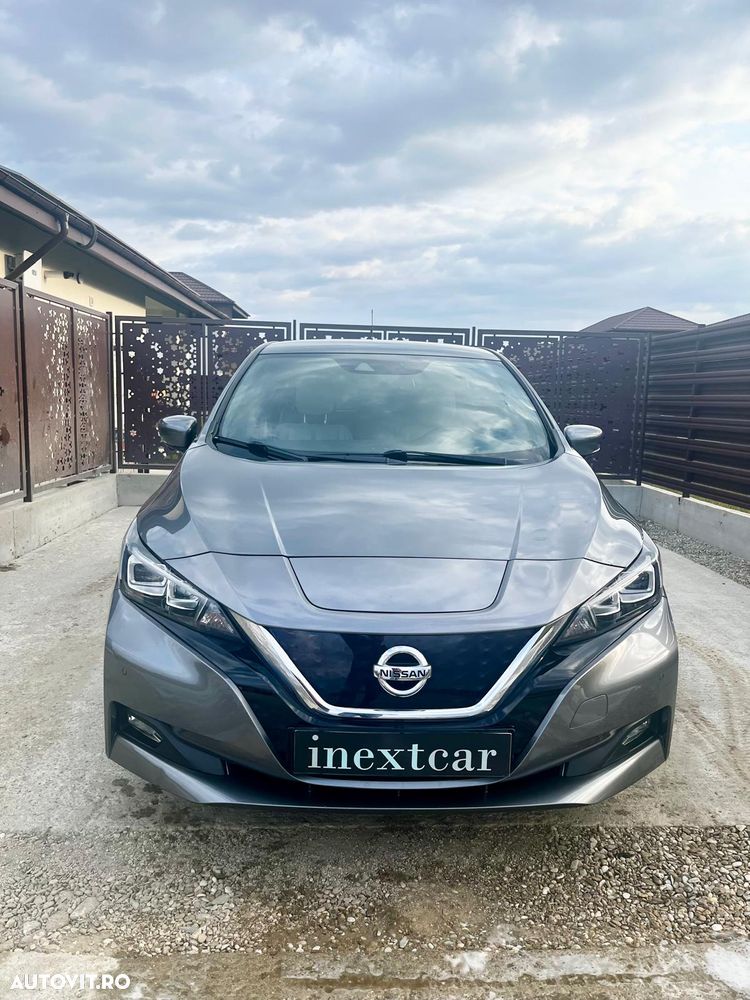 Nissan LEAF 40 kWh Tekna - 9
