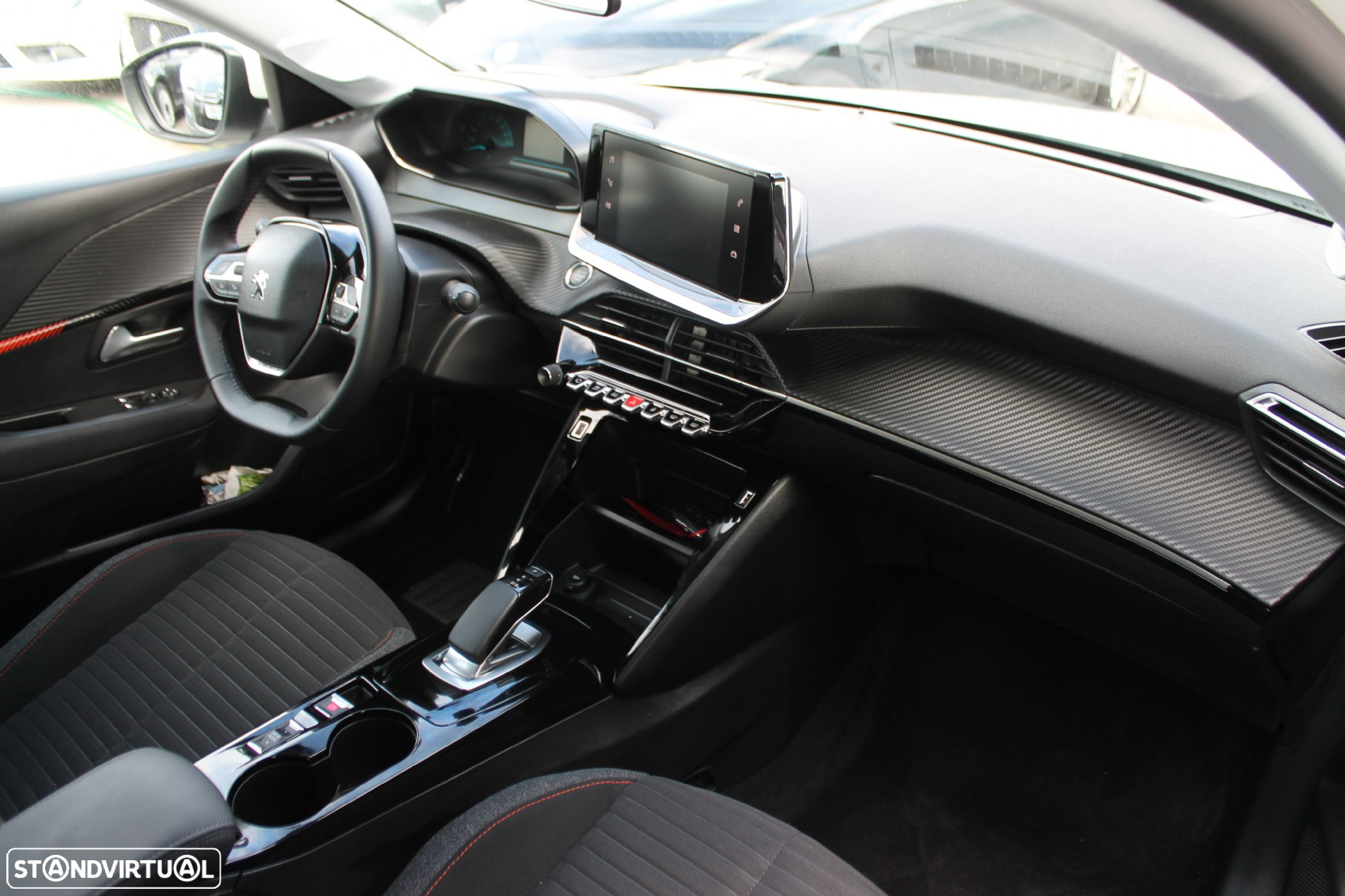 Peugeot e-208 - 20