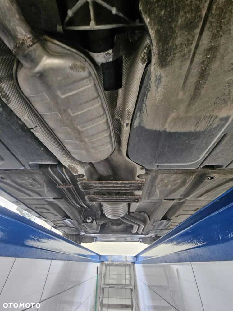 BMW Seria 3 - 15