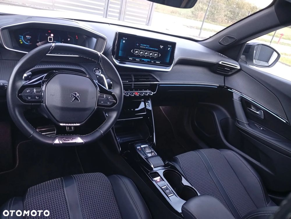 Peugeot 2008 - 16