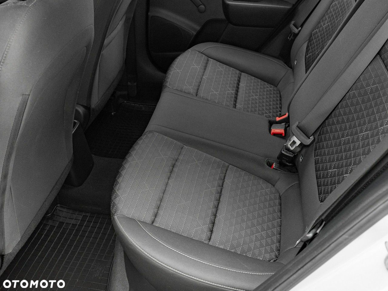 Kia Rio 1.2 M - 27