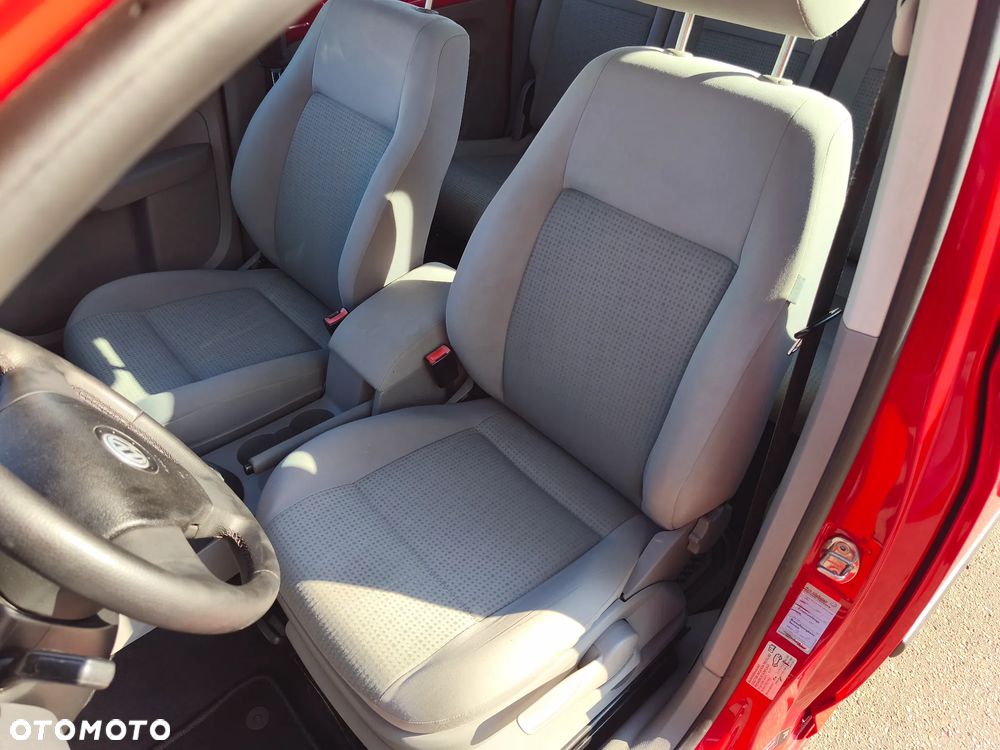 Volkswagen Caddy Life - 16