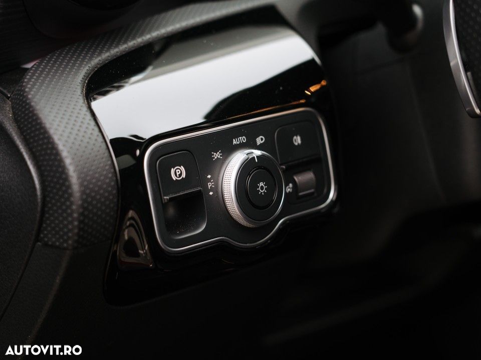 Mercedes-Benz A 250 - 27