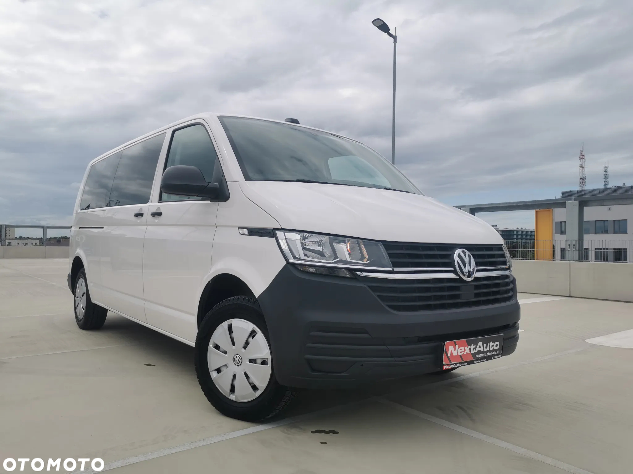 Volkswagen Transporter T6.1 TDI L2H1 Plus Comfortline - 2