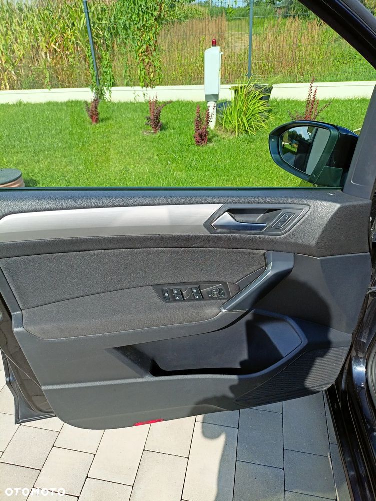 Volkswagen Touran 2.0 TDI BMT Highline DSG - 15