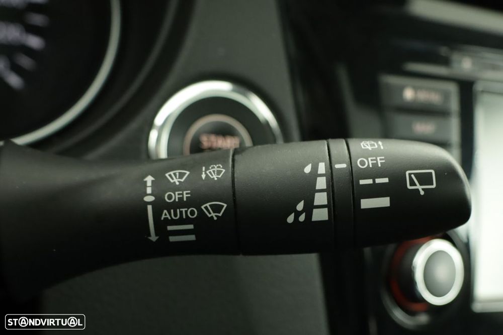 Nissan Qashqai 1.3 DIG-T N-Connecta - 18