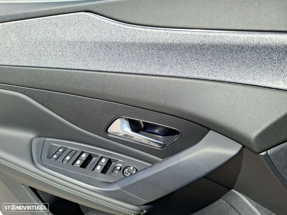 Peugeot 308 SW 1.2 Hybrid Allure e-DCS6 - 21