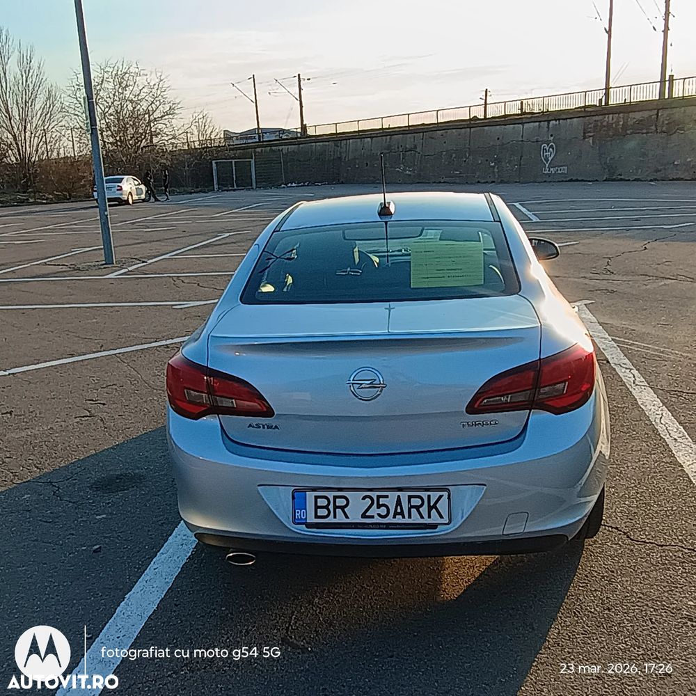 Opel Astra 1.4 Turbo ECOTEC Start/Stop Enjoy - 10