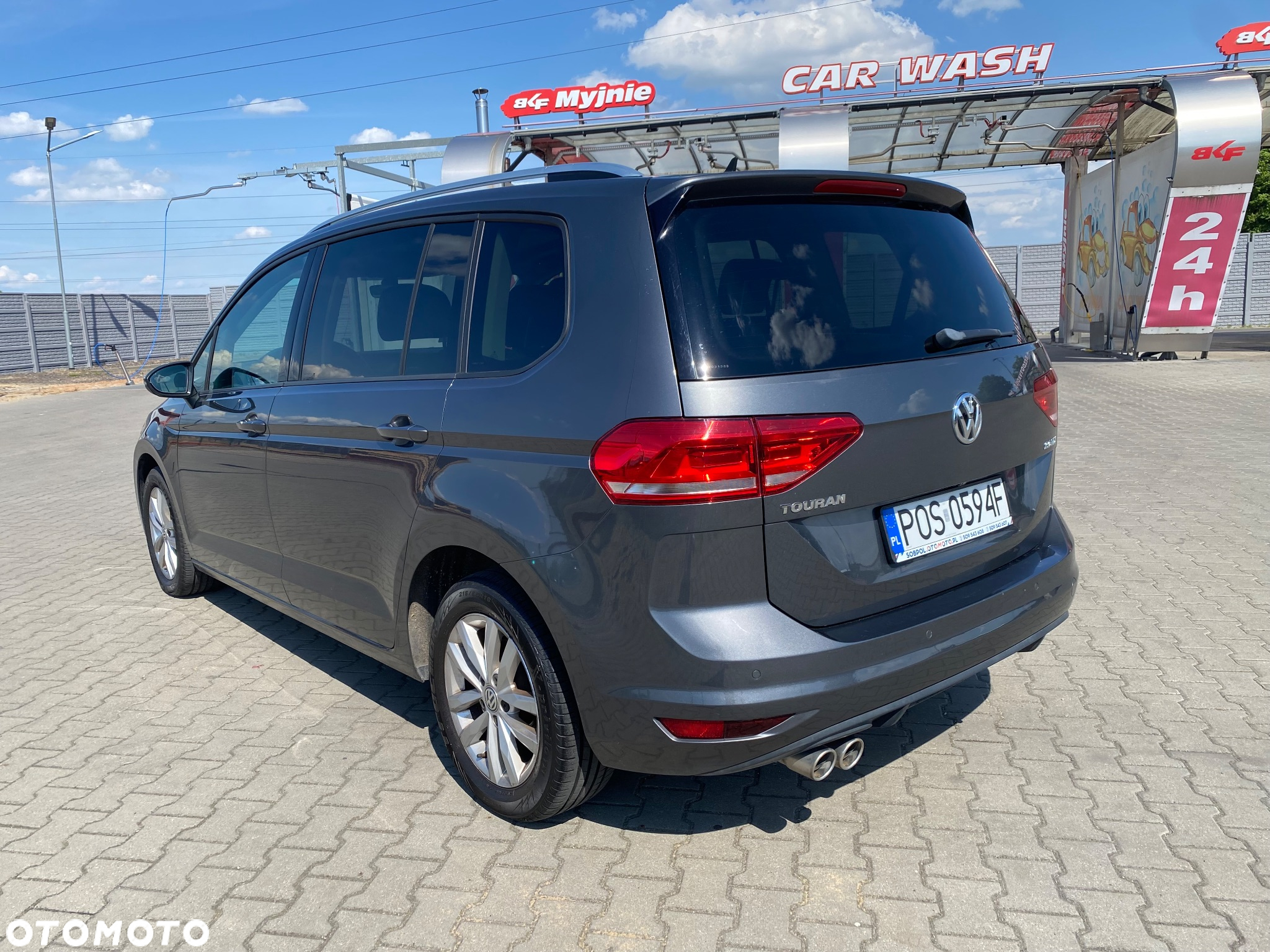 Volkswagen Touran 2.0 TDI BMT Highline DSG - 28