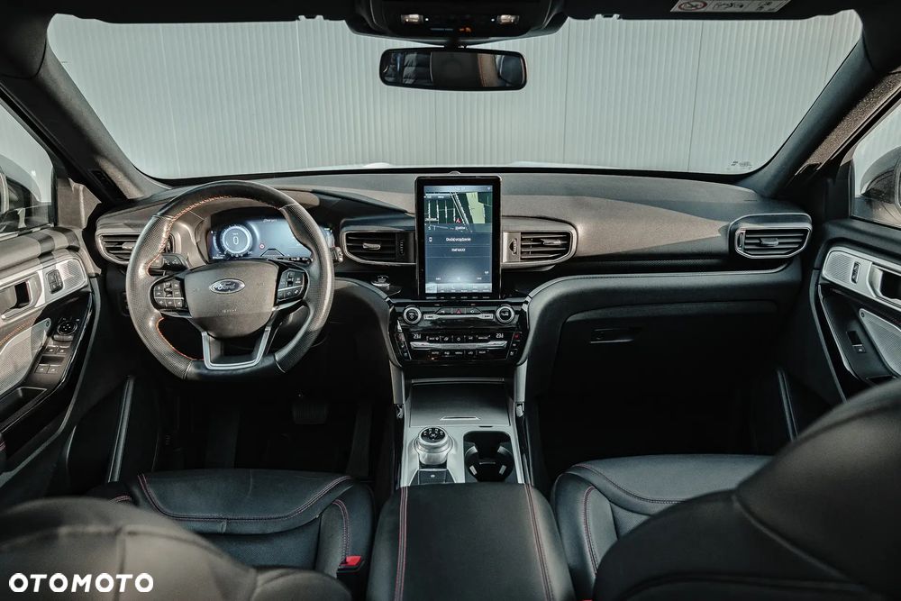 Ford Explorer 3.0 EcoBoost PHEV 4WD ST-Line - 18