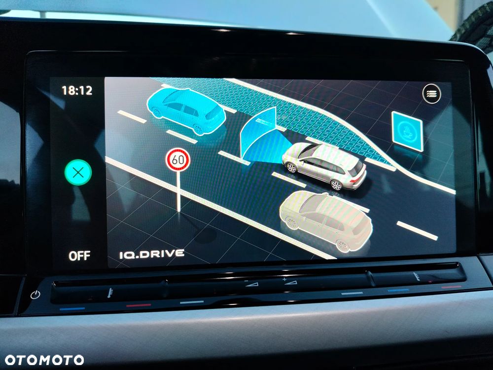 Volkswagen Golf - 21