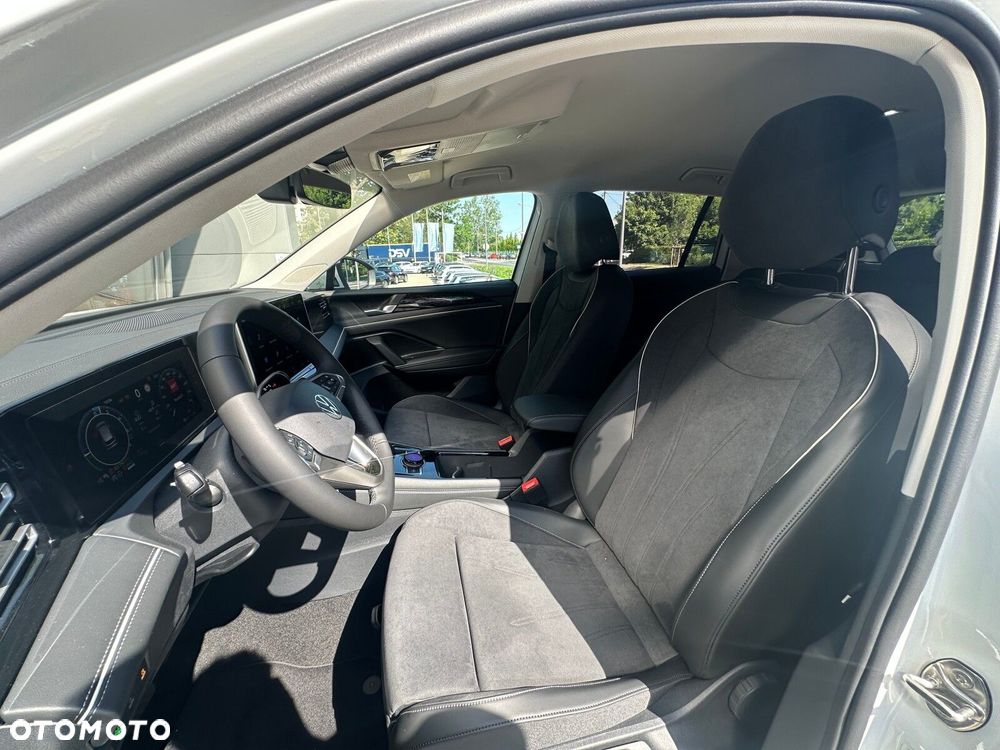 Volkswagen Tiguan - 12
