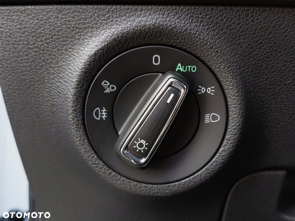Skoda Karoq 1.5 TSI ACT Style DSG - 25