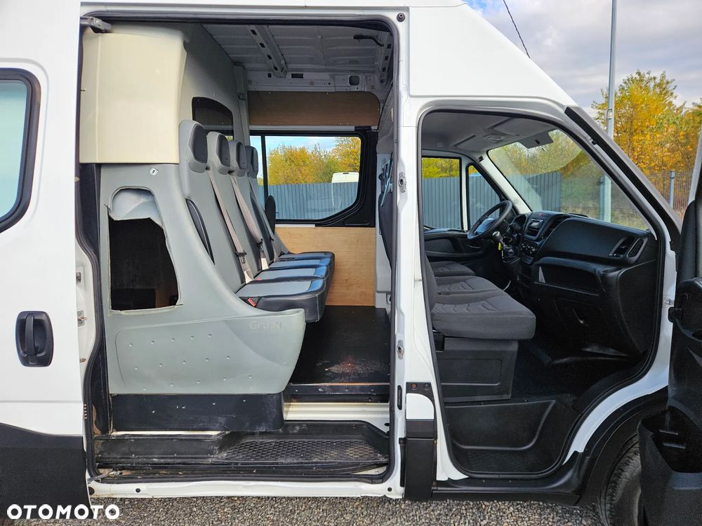 Iveco Daily - 12