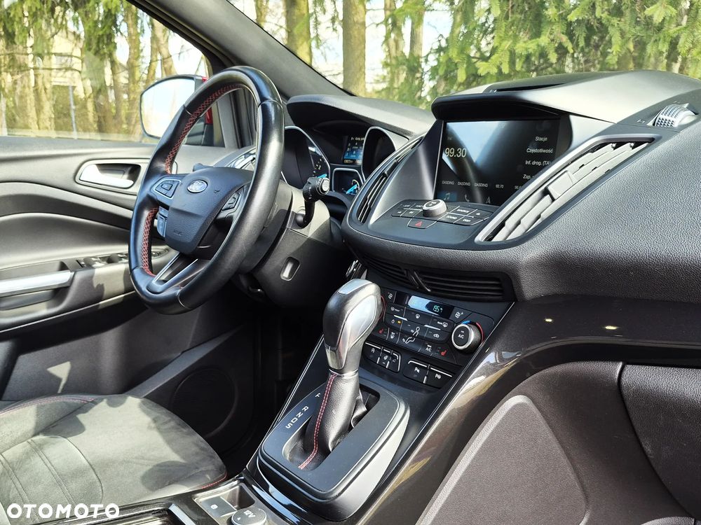 Ford Kuga 1.5 EcoBoost 4x4 ST-Line - 9