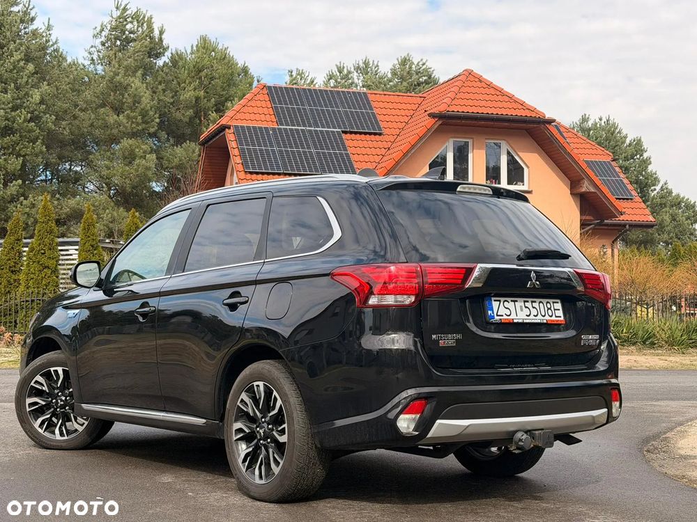 Mitsubishi Outlander 2.0 4WD - 14