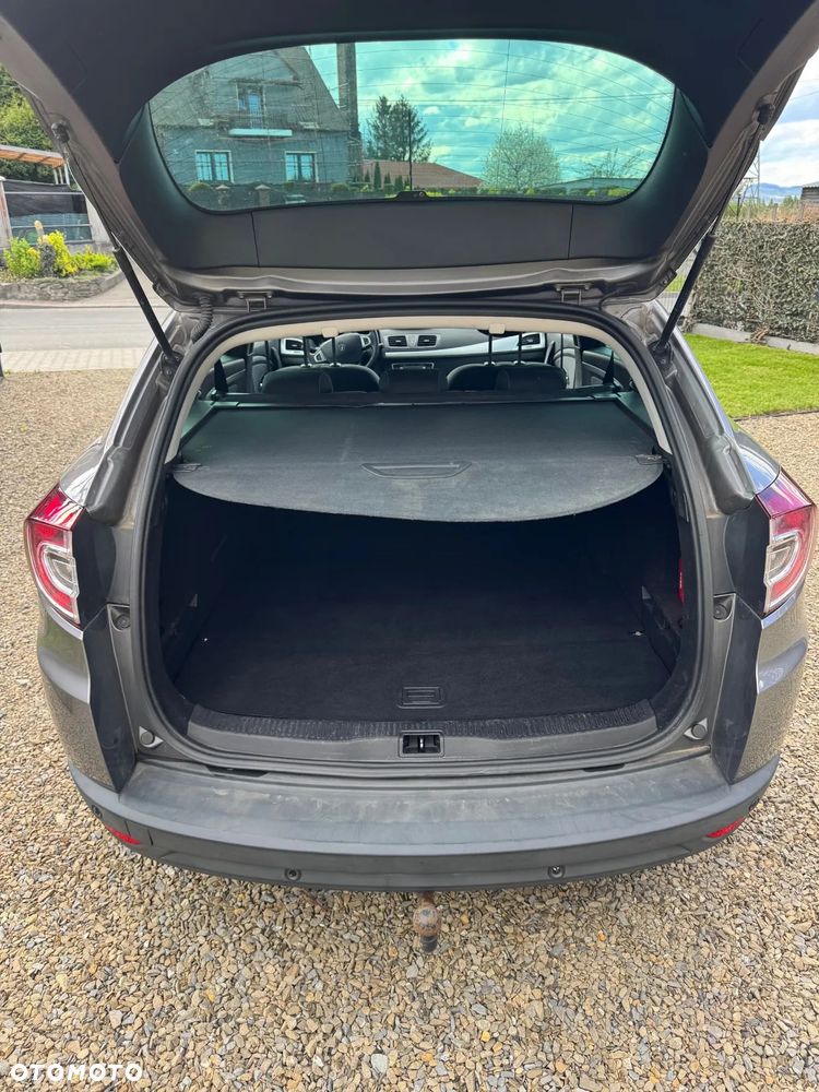 Renault Megane 1.2 16V TCe Energy Life EU6 - 9