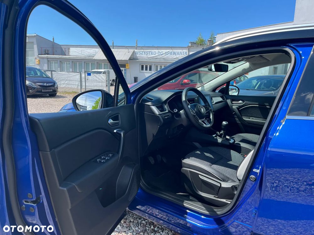Renault Captur - 22
