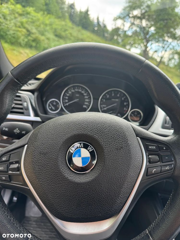 BMW Seria 3 316i - 12