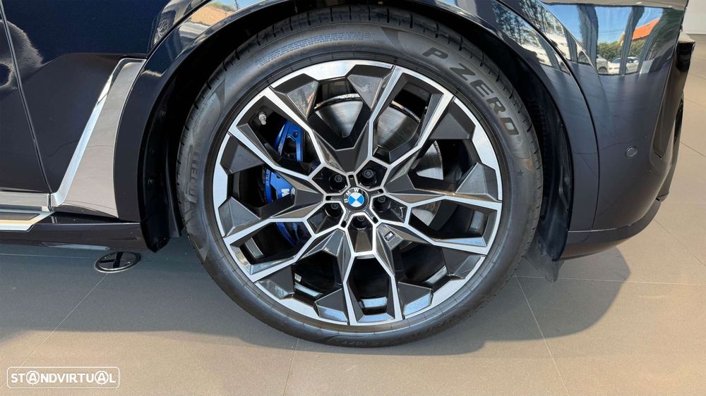 BMW X7 40 d xDrive Pack M - 21