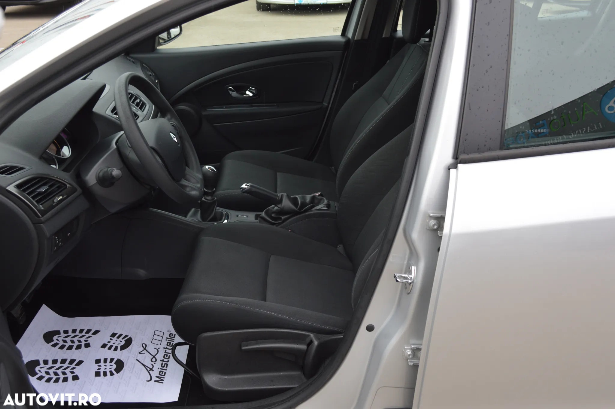 Renault Megane Blue dCi Business - 16