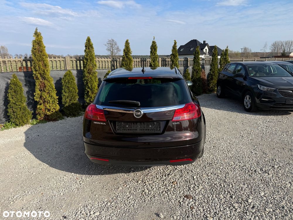 Opel Insignia - 10