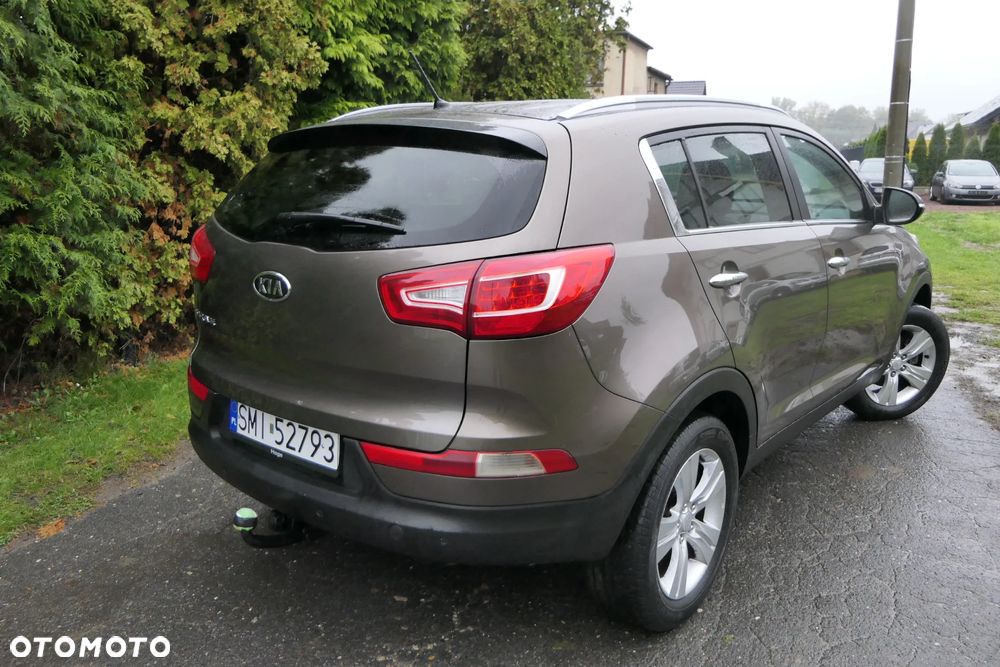 Kia Sportage 2.0 L - 7