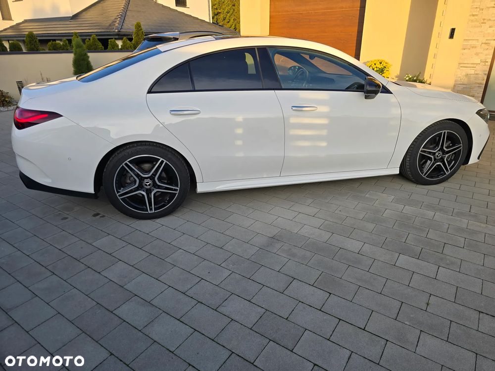 Mercedes-Benz CLA - 12