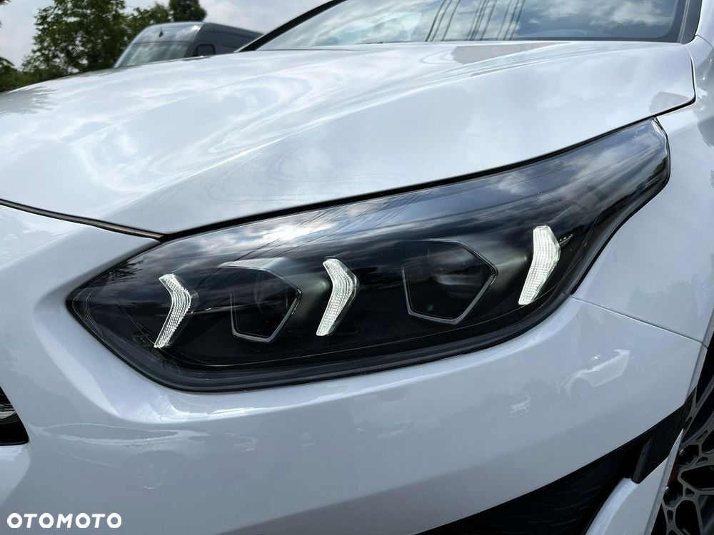 Kia ProCeed 1.6 T-GDI DCT7 OPF GT - 27