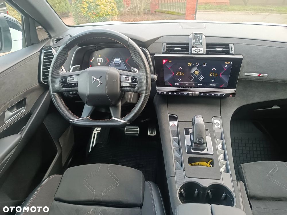 DS Automobiles DS 7 Crossback 1.6 PureTech GPF Performance Line + - 9