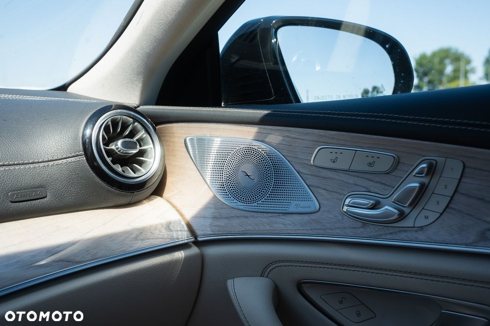 Mercedes-Benz CLS - 22