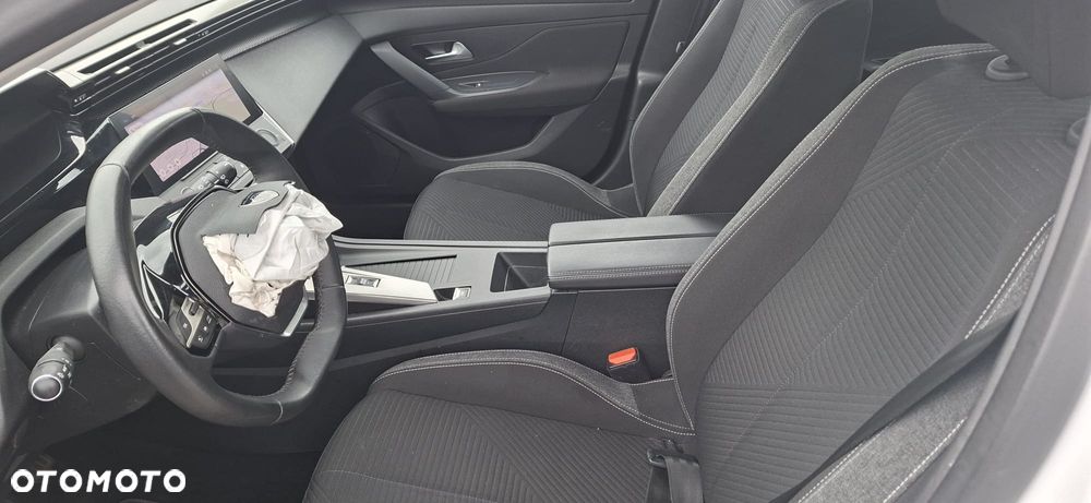 Peugeot 308 1.2 PureTech GPF Active Pack S&S EAT8 - 10