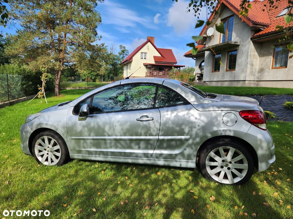 Peugeot 207 120 Automatik Sport - 24