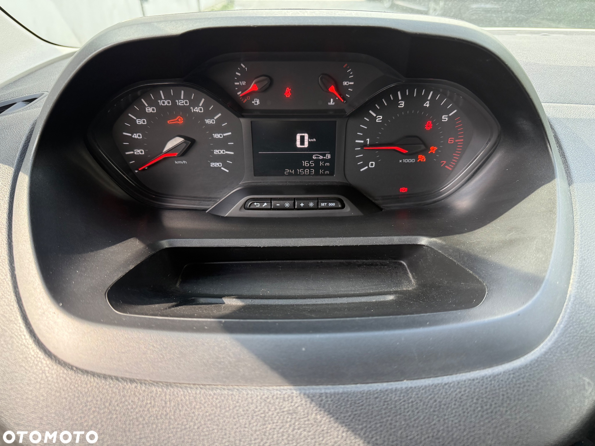 Peugeot Partner - 9