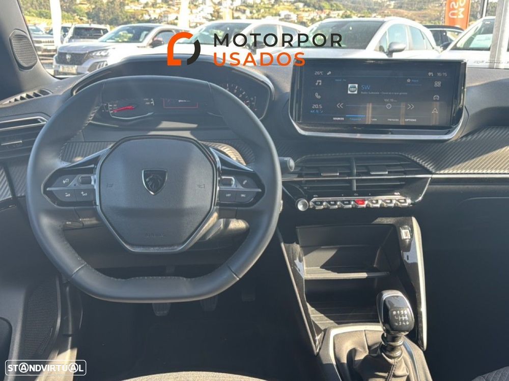 Peugeot 2008 1.2 PureTech Style - 8