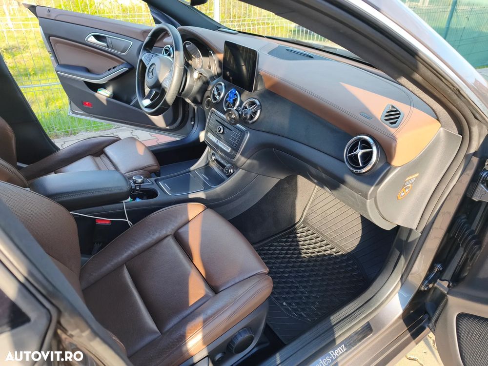 Mercedes-Benz CLA 180 - 16