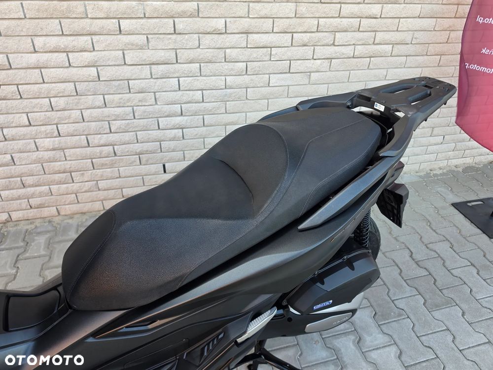 Honda NSS - 6