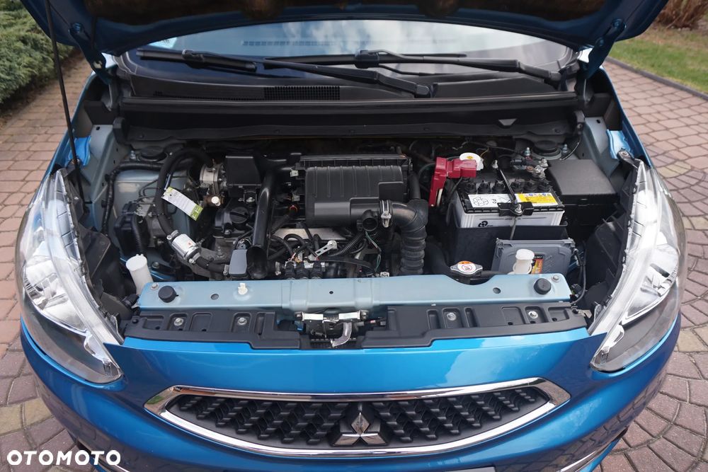 Mitsubishi Space Star 1.2 AS&G Invite CVT - 11