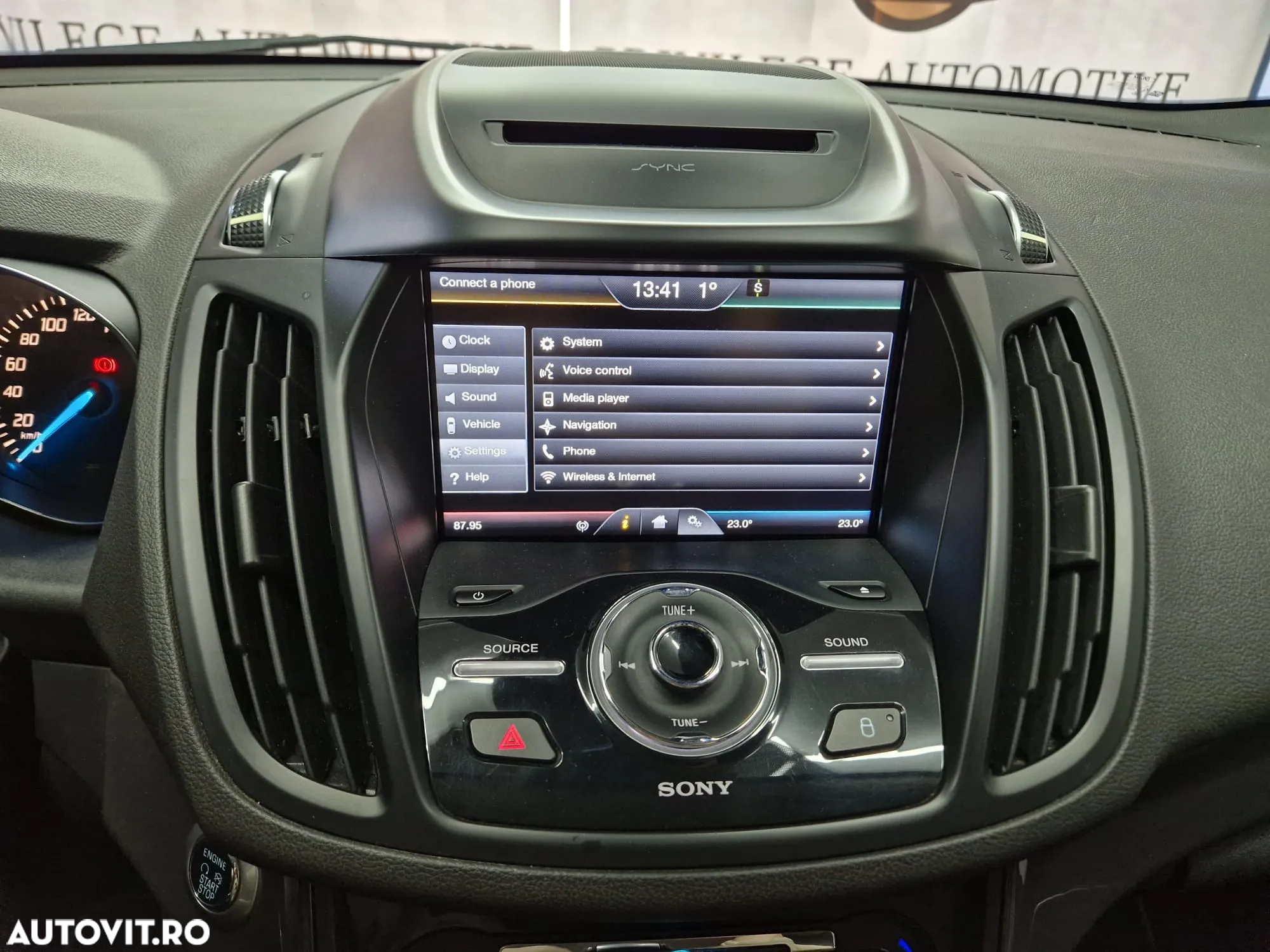 Ford Kuga 2.0 TDCi Powershift 4WD Trend - 17