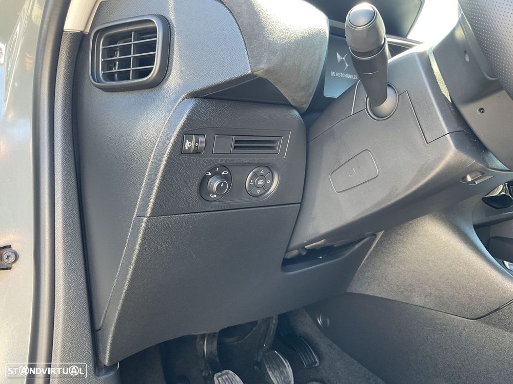 DS DS3 1.2 PureTech Performance Line - 24