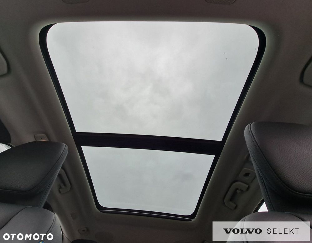 Volvo XC 60 - 30