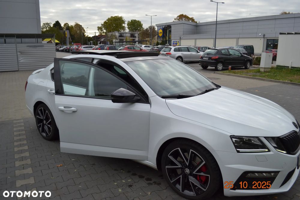 Skoda Octavia 2.0 TSI RS Challenge 245 - 4