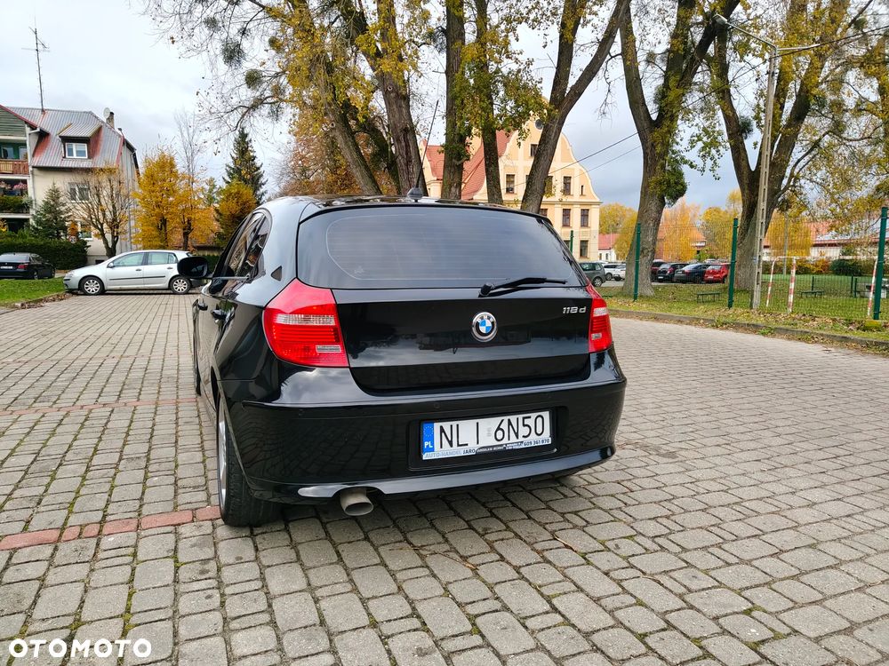 BMW Seria 1 118d Sport Line - 21