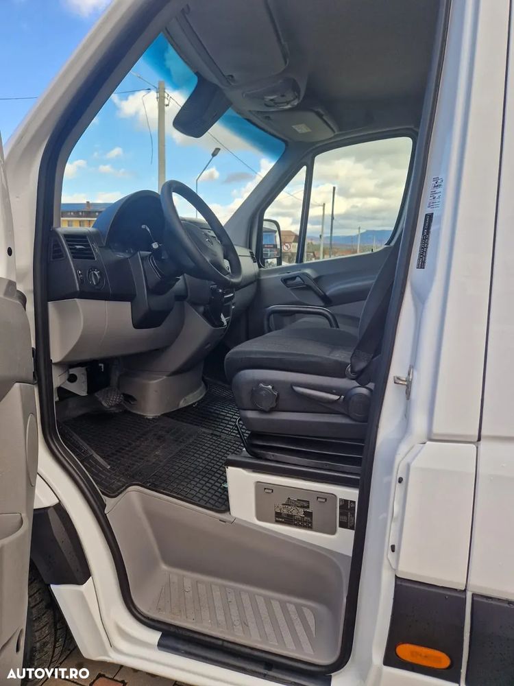 Mercedes-Benz Sprinter 314 CDI MAXI XXL An 2017 Cutie Automată Climă Navigație Mare Scaun pernă aer Pilot automat Cameră video pe marșalier Cârlig de remorcare - 7