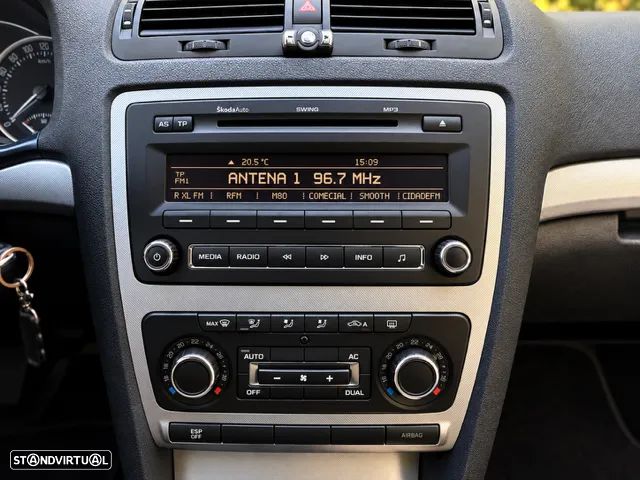Skoda Octavia Break 1.6 TDi Classic - 14
