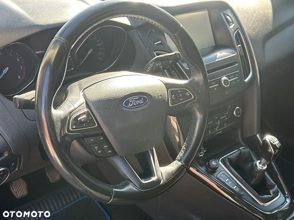 Ford Focus 1.0 EcoBoost Connected - 10