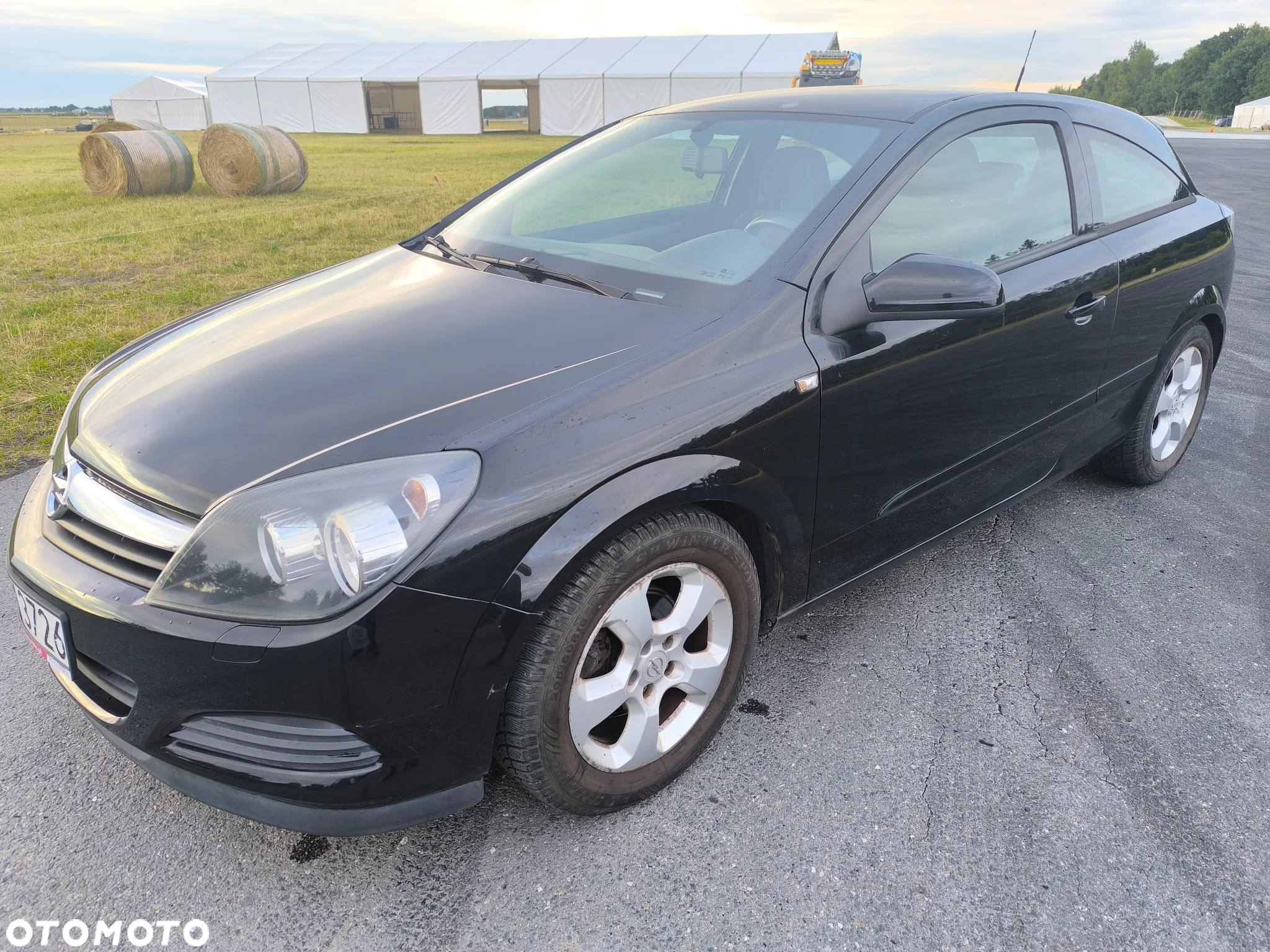 Opel Astra GTC 1.6 - 4